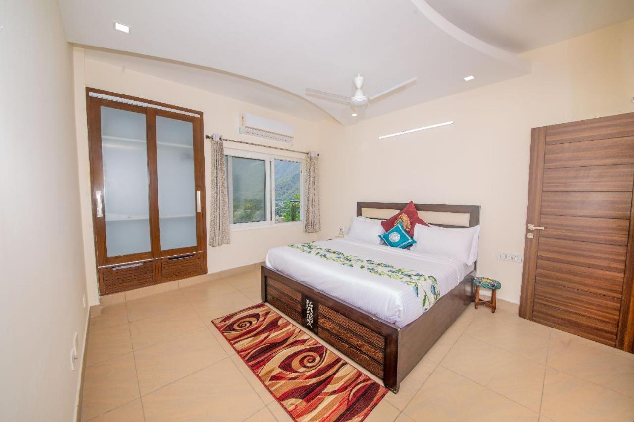 רישיקש Golden Healing Journeys Homestay מראה חיצוני תמונה