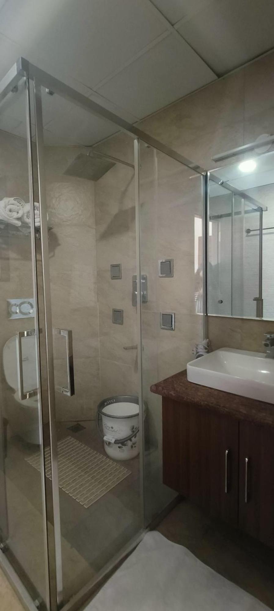 רישיקש Golden Healing Journeys Homestay מראה חיצוני תמונה