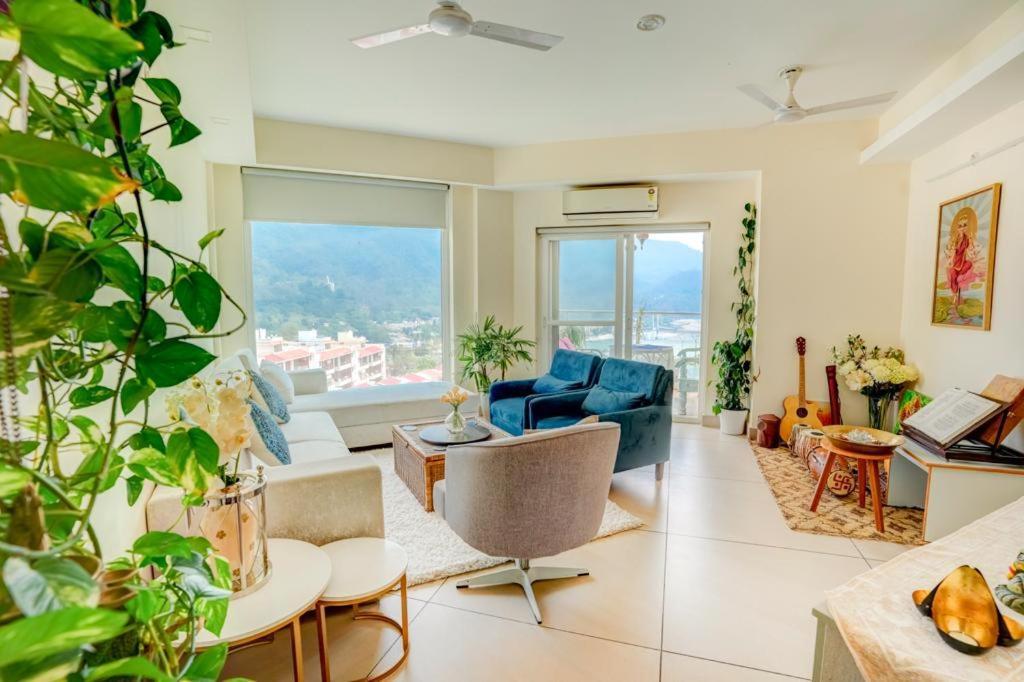 רישיקש Golden Healing Journeys Homestay מראה חיצוני תמונה